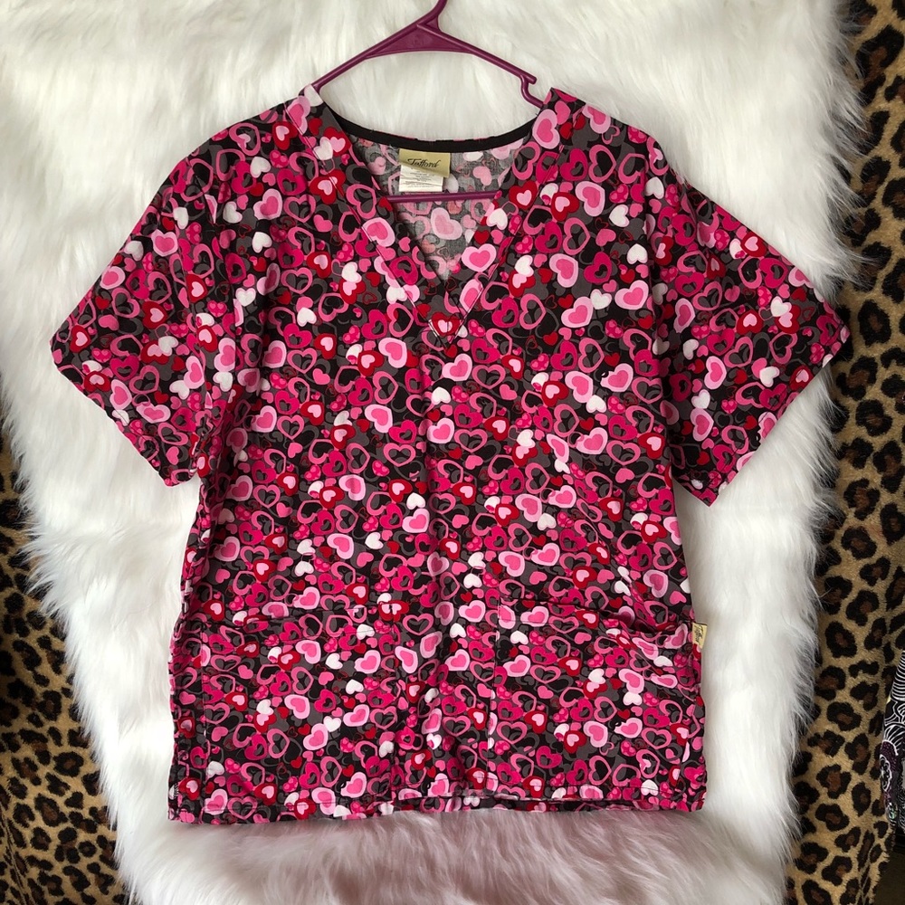 Tafford Scrub Top